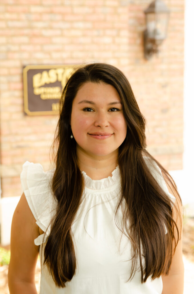Karen Karen Sierra is a Certified Neuromuscular Therapist, specializing in myofascial release, heat therapy with hot stones, cupping, aromatherapy, and active and passive stretching.